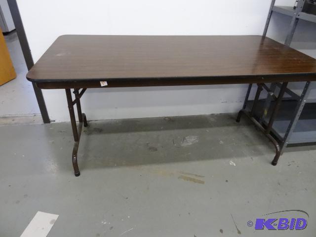 lot 89 image: Folding Table 60 x 30...