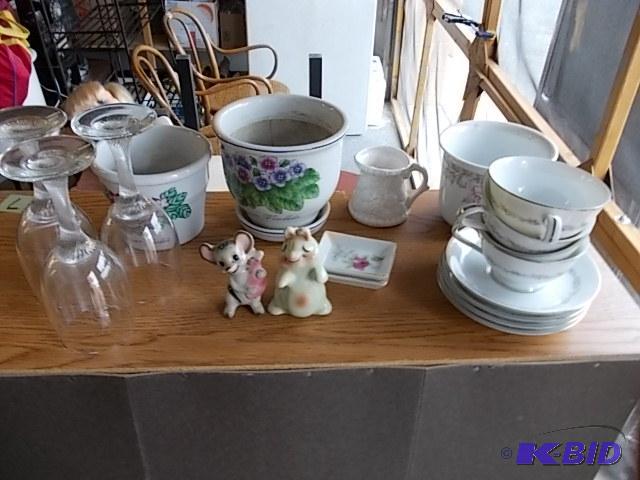 Box Lot-Noritake&nbspCups &amp Saucers, Gob...