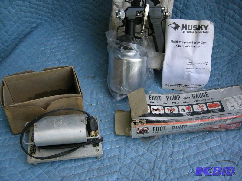 lot 114 image: Husky like new spray gun, Op-Al electric knife heater, foot pump