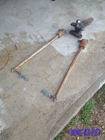 lot 146 image: Valley Tow-rite receiver hitch and stabilizer bars