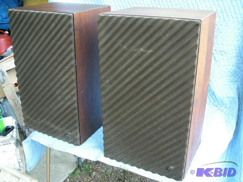 lot 36 image: JBL speakers model L50