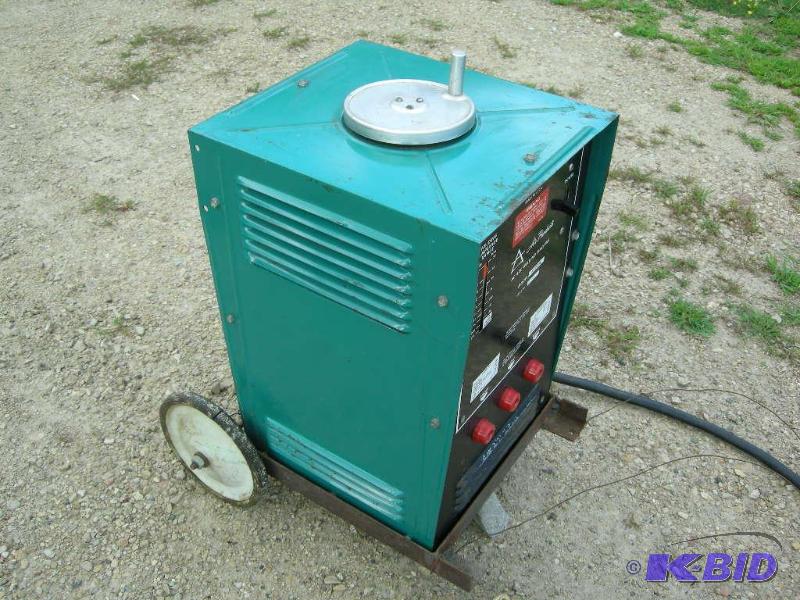 Air Products AC Arc Welding Machine AC225U Clean Apple Valley Estate