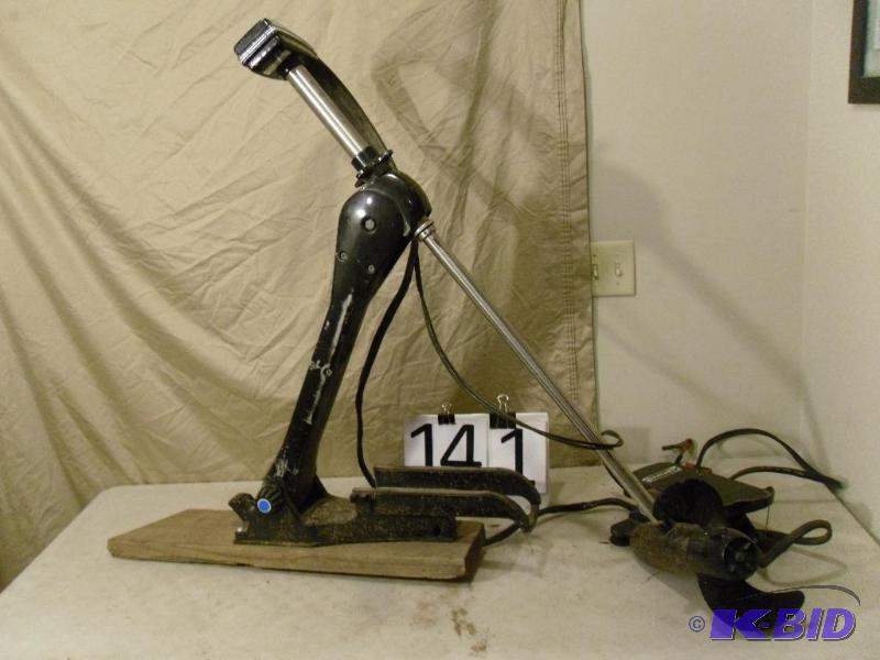lot 141 image: Mercury Bow Mount Trolling Motor with Foot Co...