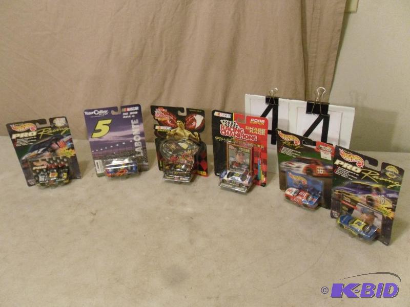 lot 44 image: Lot of 6 Nascar Collectible Cars. 1998 David ...