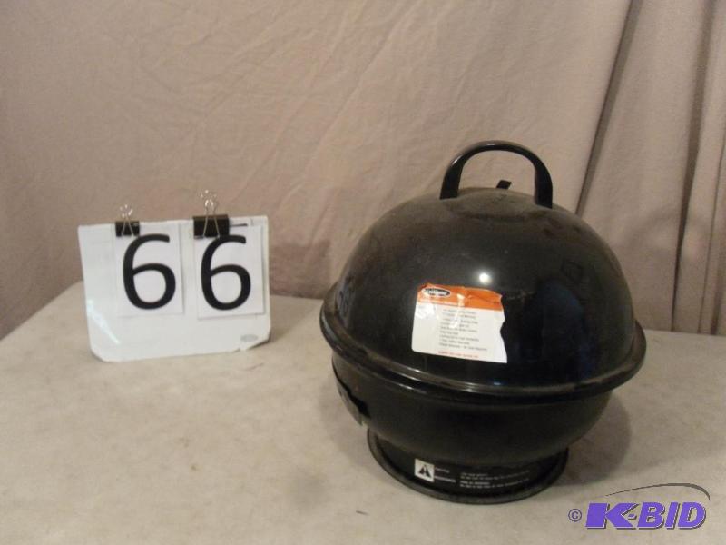 lot 66 image: Uniflame Outdoor Charcoal Barbeque&nbspGrill...