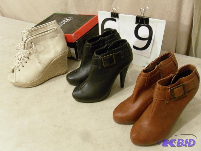 lot 69 image: Lot of 3 Pair of New Shows. Size 8 Brown Pair...