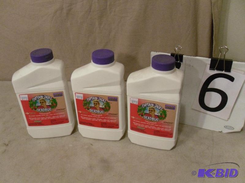 lot 76 image: 3 New Bottles of Captain Jacks Deadbug Concen...