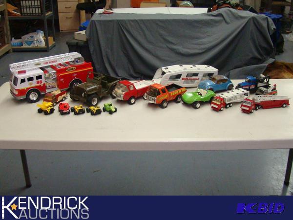 Lot of Vintage Tonka Trucks