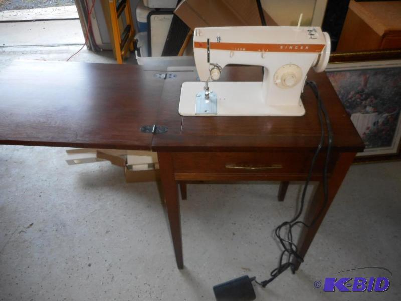 Singer Sewing Machine