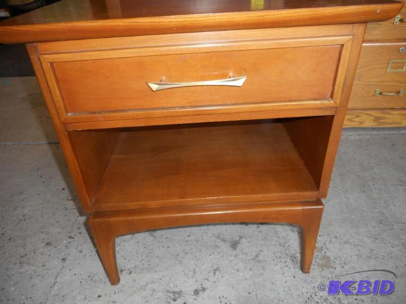 Mid Century End Table