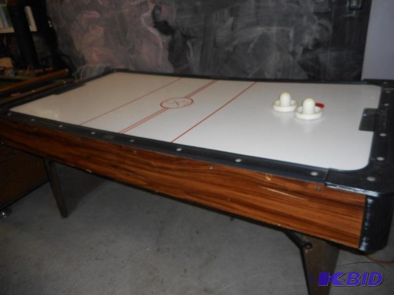 Brunswick Air Hockey