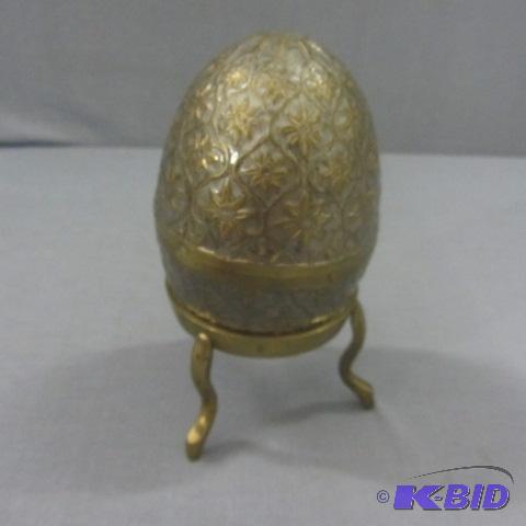 lot 120 image: Brass Egg