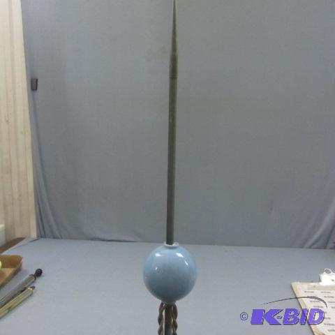 lot 5 image: Lightening Rod, Globe