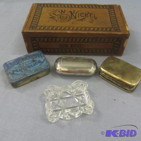 lot 51 image: Snuff, Tobacco