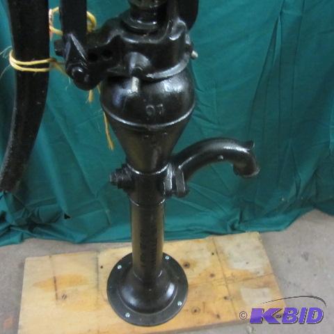 lot 77 image: Hand Well Pump