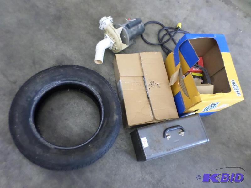 lot 121 image: Lot Of Toolbox, Horse Shoes, Box Of Misc Nai...