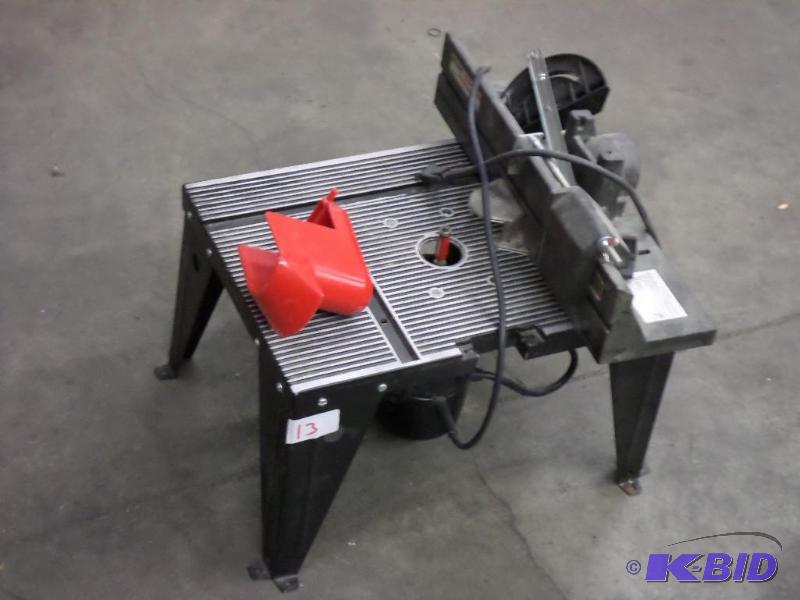 lot 13 image: Craftsman 120Volt Benchtop Router Set...
