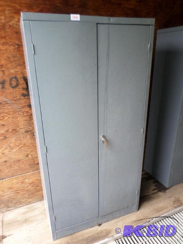 lot 130 image: 18&quotx36&quotx78" Industrial Steel C...