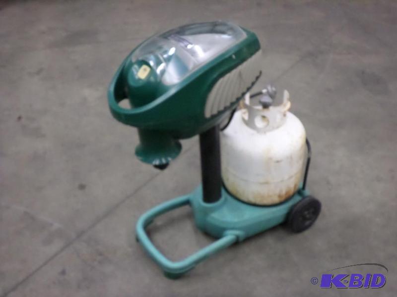 lot 83 image: LP Mosquito Magnet, No Cords...