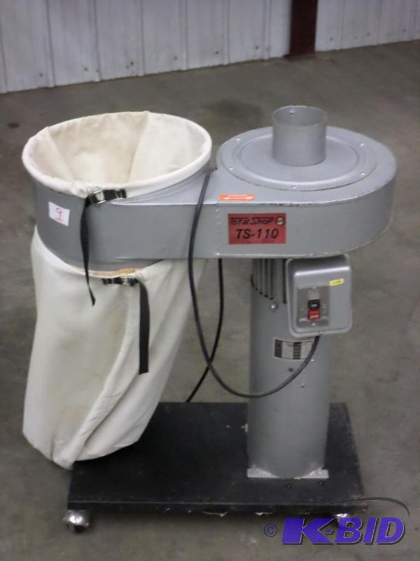 lot 9 image: Total Shop TS-110 Dust Collectiob System...
