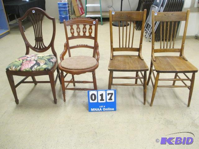 lot 17 image: Group of 4 Dining Room Chairs Hepplewhite Style