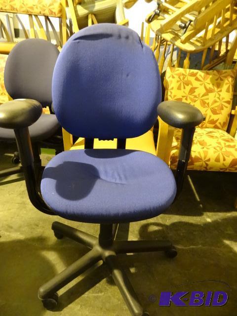 Steel Case office chair on wheels....