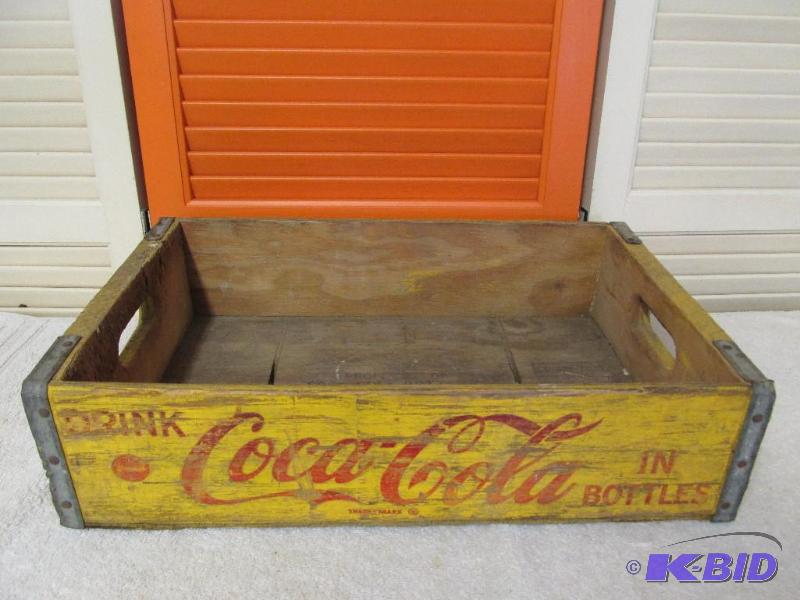 Vintage Collectible Coca Cola Crate