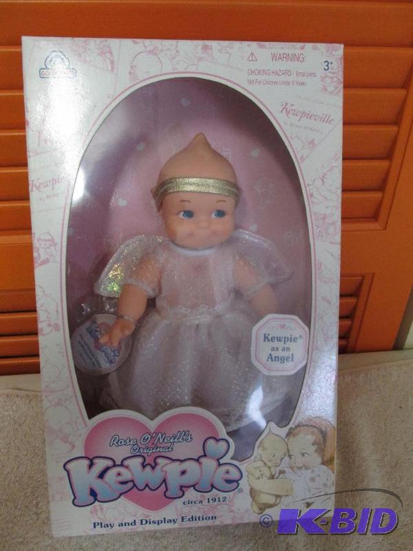 Vintage in an UNOPENED BOX - Kewpie as an Angel