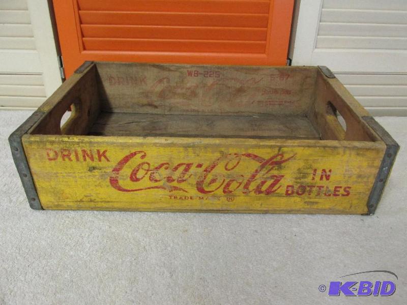 Vintage Collectible Coca Cola Crate