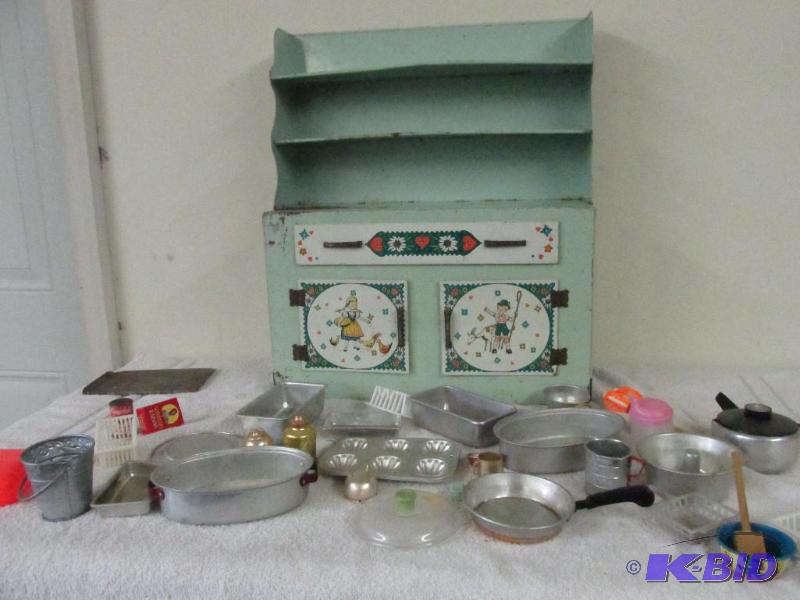 Vintage Metal Kids Kitchen Cabinets