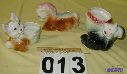 lot 13 image: Trio of Vintage Ceramic Planters Possibly Sha...