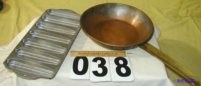 lot 38 image: Vintage Aluminum Corn Stick Pan and Copper Fr...
