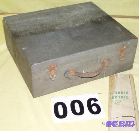 lot 6 image: Vintage Sylvania Electric Vacuum Tube Tester ...