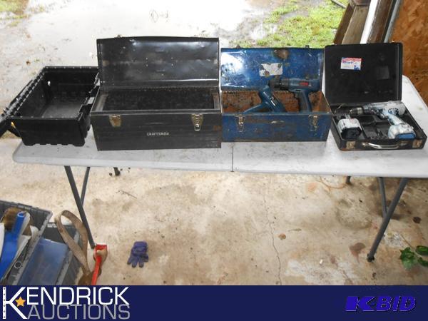 lot 158 image: Assorted Drills and Toolboxes