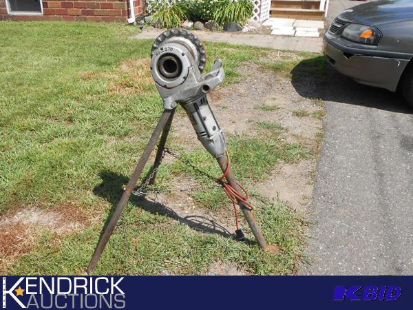 lot 16 image: Rigid No. 250 Electric Pipe Threader