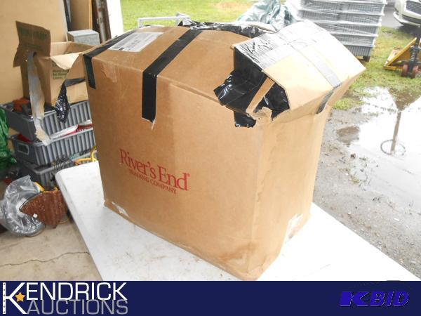lot 174 image: Fiberglass Insulation