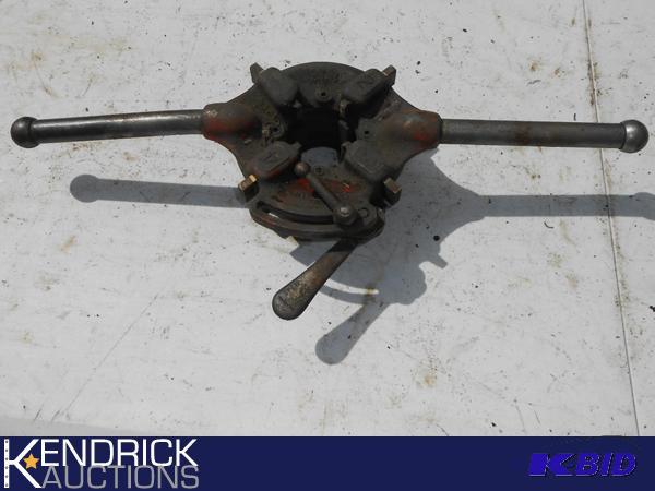 lot 20 image: Rigid No 504 Manual Pipe Threader