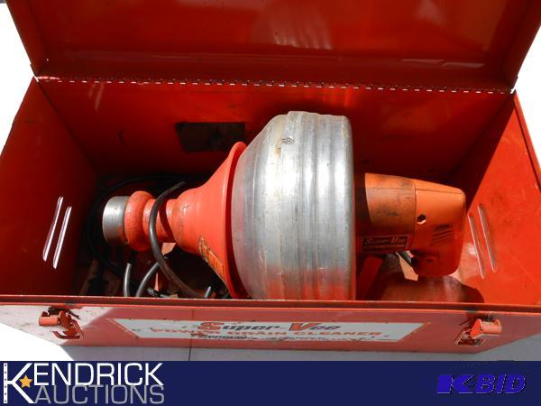 lot 35 image: Super Vee Power Drain SnakeCleaner