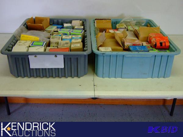 lot 95 image: Relays and Capacitors
