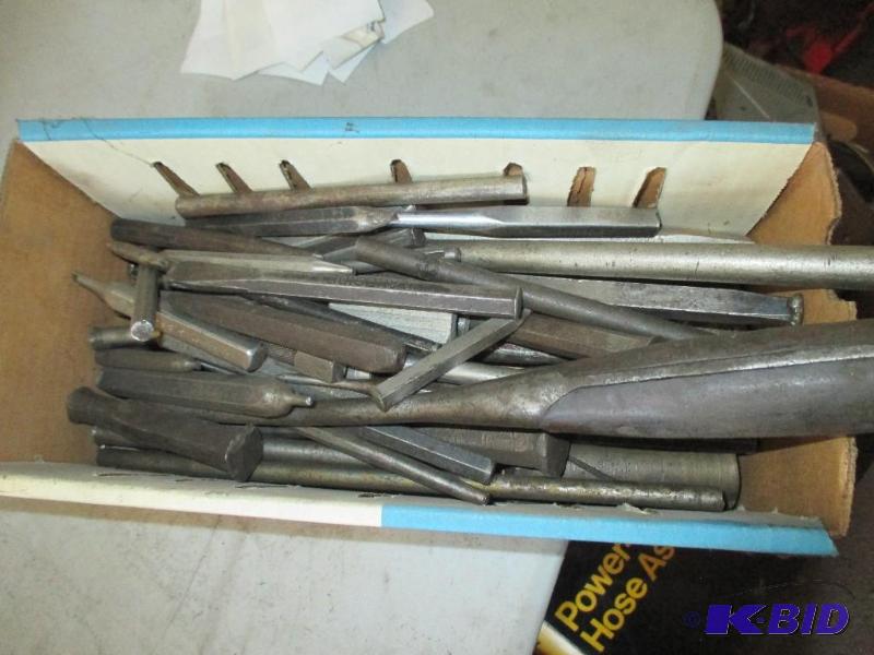 lot 100 image: Variety of Tools