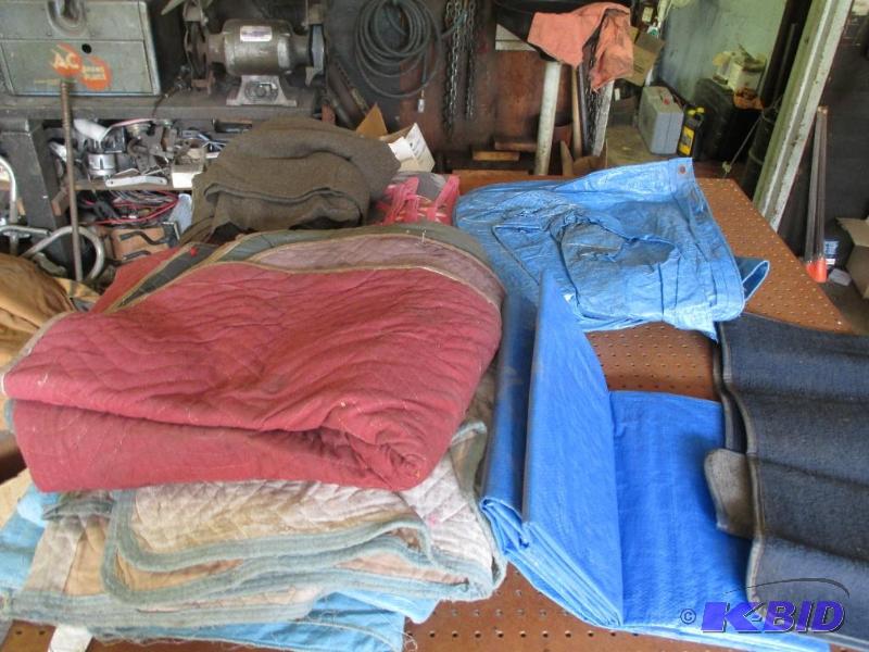 lot 169 image: Moving blankets and tarp