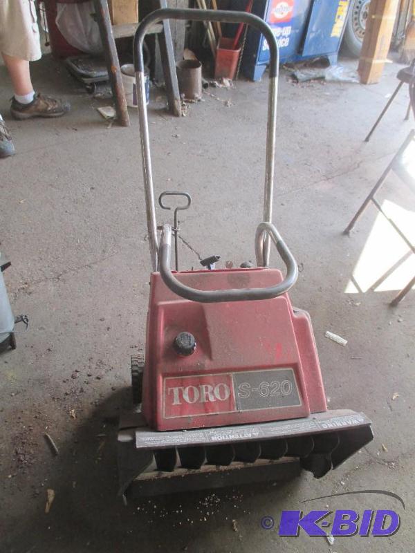 lot 172 image: Toro s 620 has compression