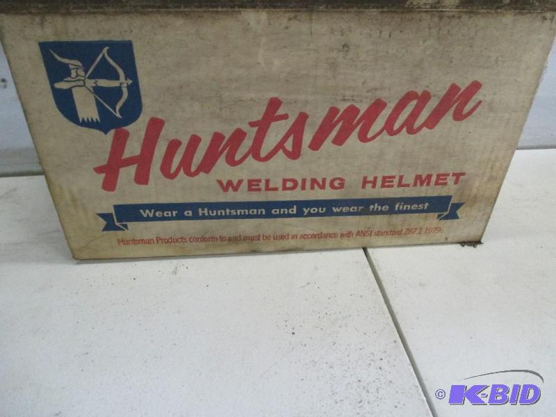 lot 27 image: Huntsman welding helmet