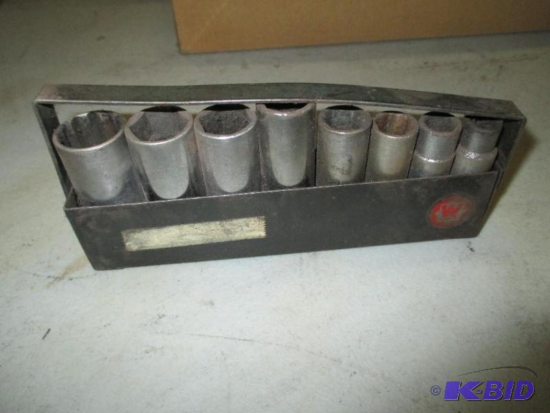 lot 66 image: Socket Set