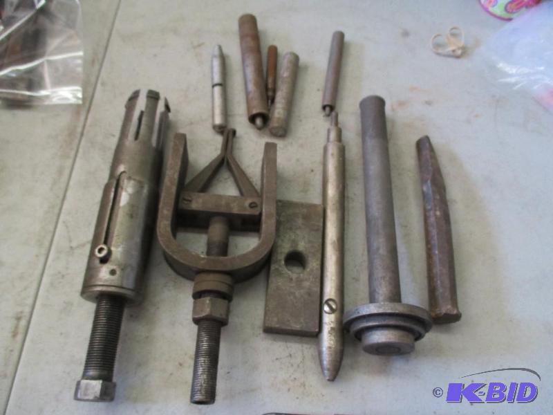lot 81 image: Variety tools