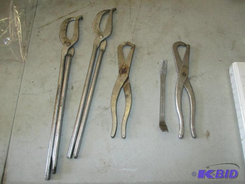 lot 86 image: Brake Tools