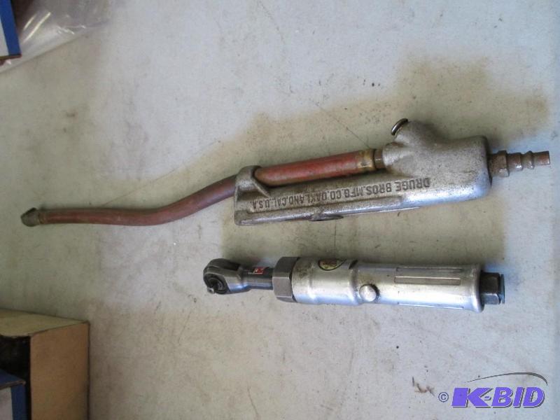lot 98 image: Variety of Tools