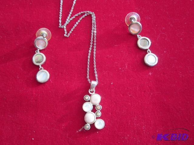 Vintage Sterling Silver mother of pearl match...