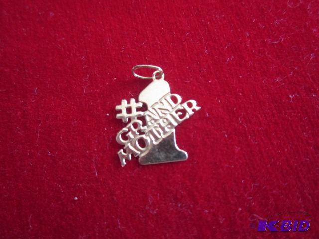14 Karat Gold pendant, #1 Grandmother....