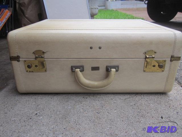 Vintage Singer beige suitcase with brown inte...